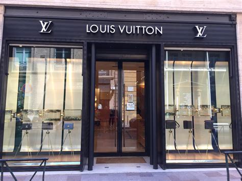 louis vuitton magasin en ligne|louis vuitton site officiel.